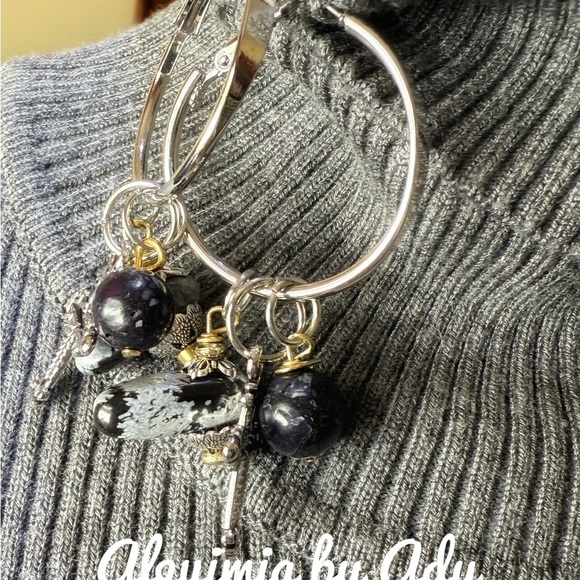 Snowflake obsidian and cross charms silver hoop earrings - Picture 2 of 2
